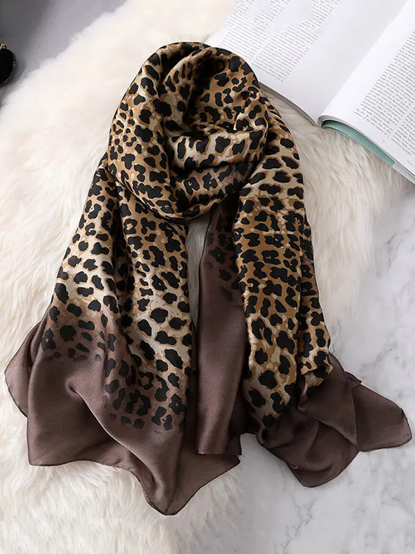 Chicmy-Stylish Leopard Gradient Silk Scarf